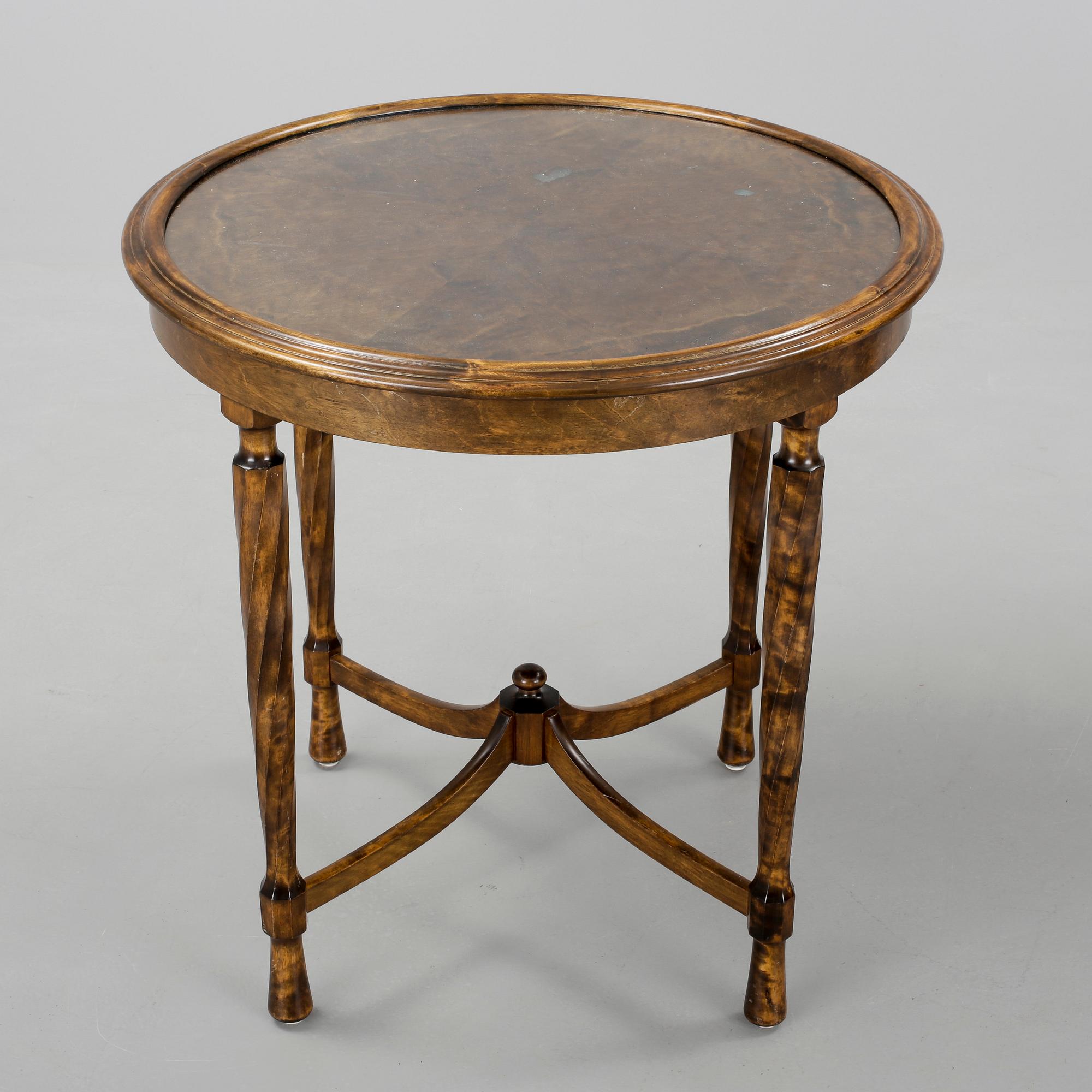 RÖKBORD, 1900-talets första hälft.