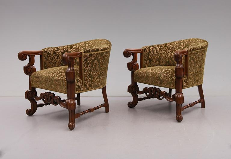 FÅTÖLJER, 1 par, barockstil, 1900-talets första hälft.