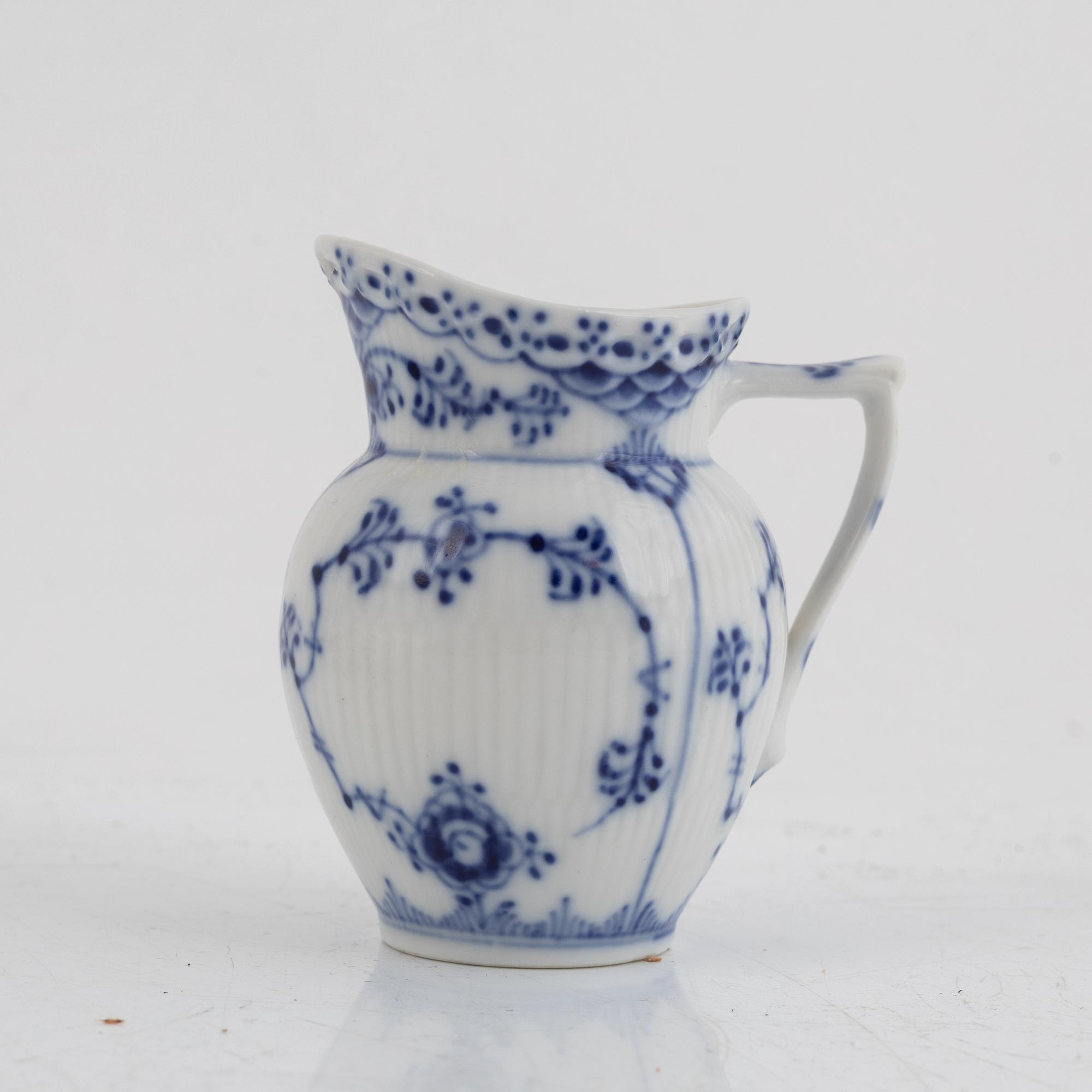Coffee service, 30 pieces, porcelain, "Musselmalet", half-lace, Royal Copenhagen,