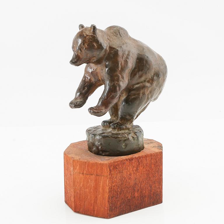 Arvid Knöppel, skulptur, Stående björn.