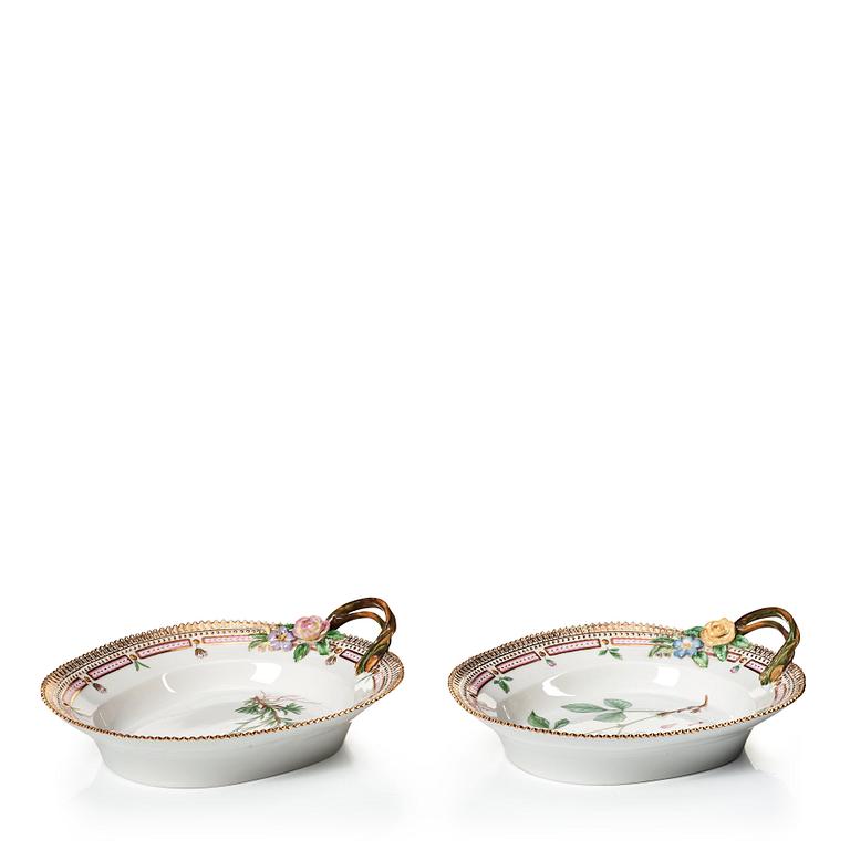 A pair of Royal Copenhagen 'Flora Danica' serving dishes, Denmark, 20th Century.