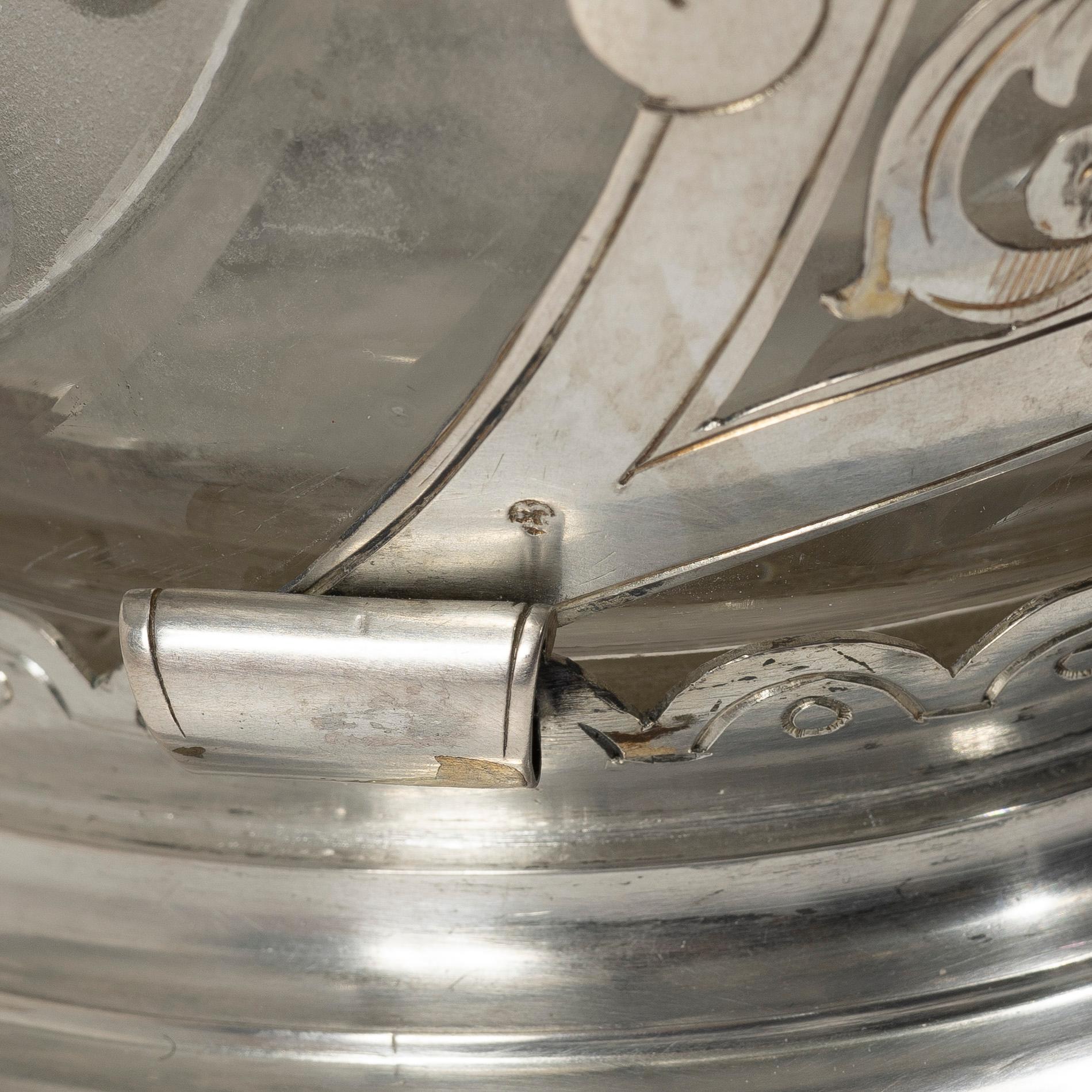 Decanter/wine jug in glass, with mount, possibly silver, early 20th century.