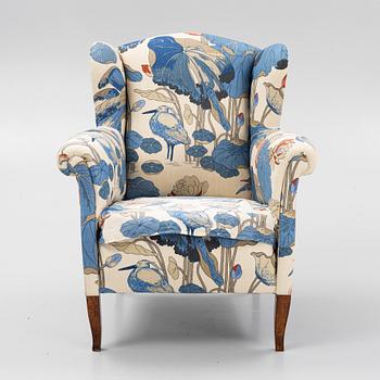 Öronlappsfåtölj, 1900-tal.