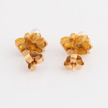 Björn Weckström, "Saana", 14K gold and cultured pearl earrings.