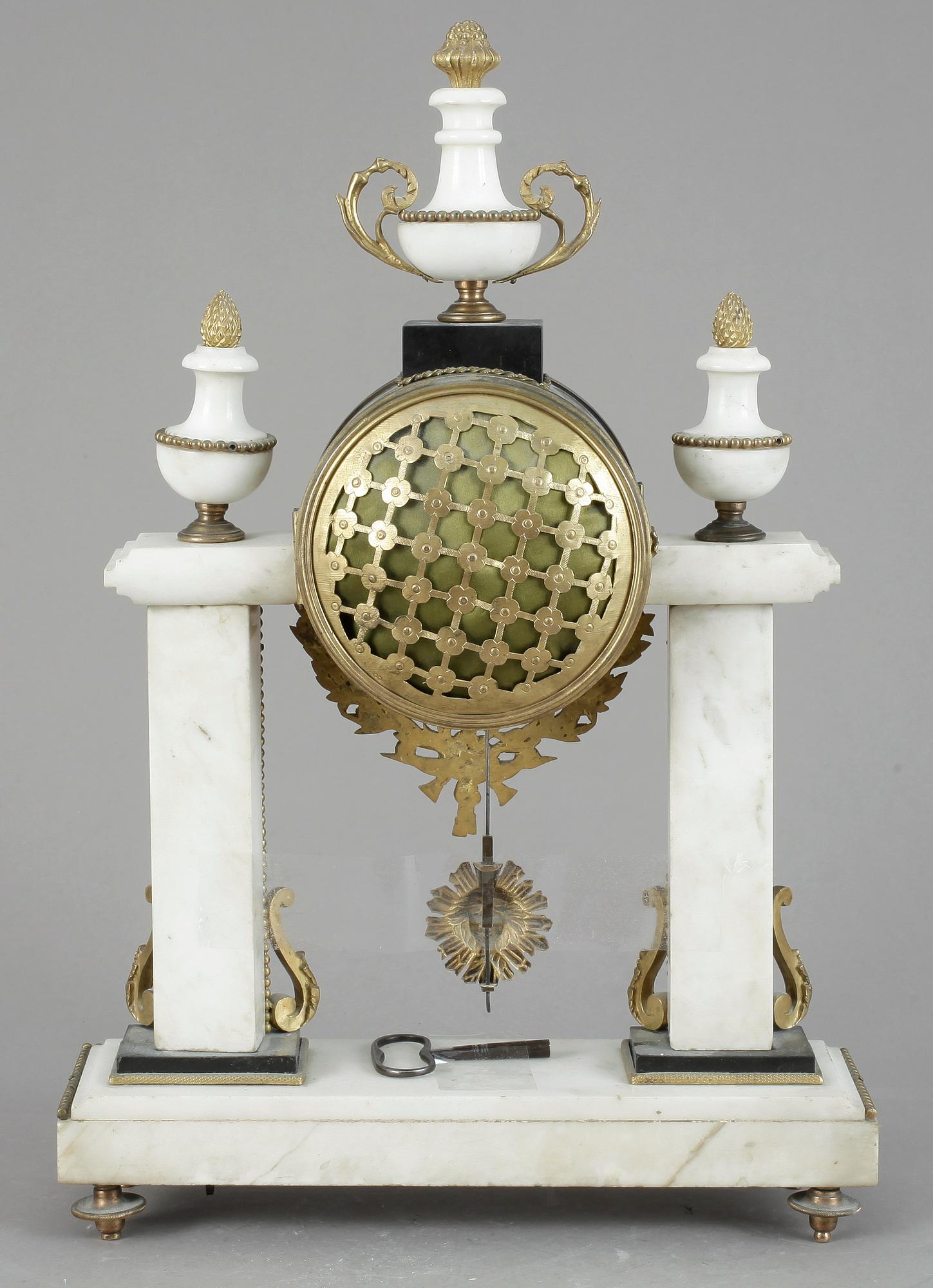 BORDSPENDYL, Louis XVI-stil, 1900-tal.