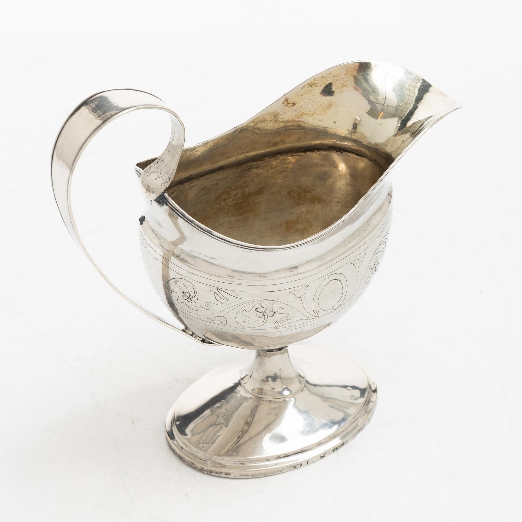 Carl Zacharias Schultz, gräddkanna, silver, (verksam 1819-1847) Tavastehus, Finland.