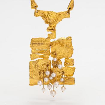 Björn Weckström, An 18Kgold necklace "Flowering wall" with cultured pearls. Lapponia 1967.