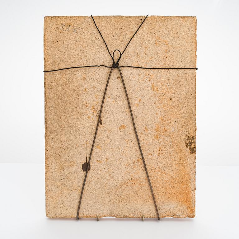 Birger Kaipiainen, A stoneware relief signed Kaipiainen.