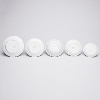 ASTIASTO, 86 osaa, posliinia, "Maisema" Arabia, 1964-1971.