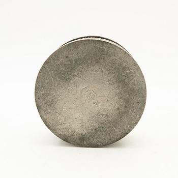Estrid Ericson, Dosa med lock, Firma Svenskt Tenn, 1948, Stockholm.