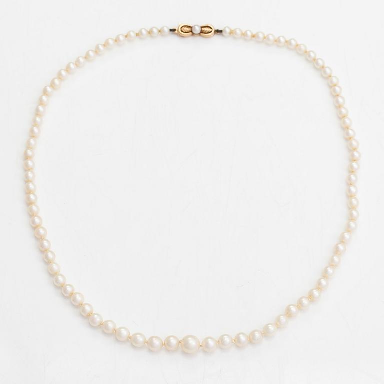 Pärlcollier, odlade pärlor och 14K guld.