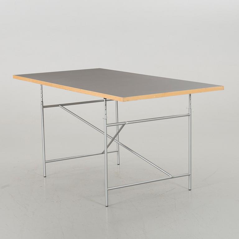 BORD, Design Egon Eiermann för Richard Lampert.