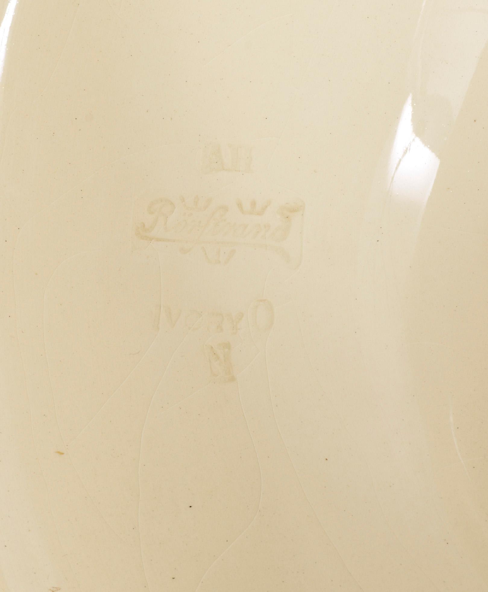 PIEDESTAL, flintgods, majolika, nyrenässans, Rörstrand, 1800-talets slut.