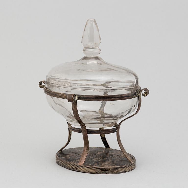 BONBONJÄR, glas och nysilver, 1800-tal.