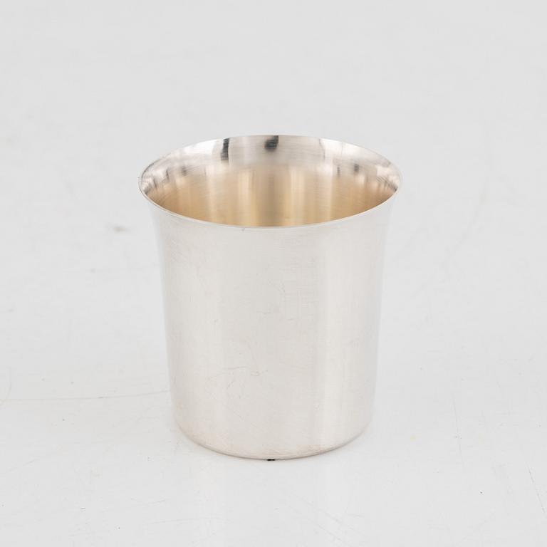 A set of twenty Swedish silver cups, including Tore Eldh, Ceson, Gothenburg 1981.