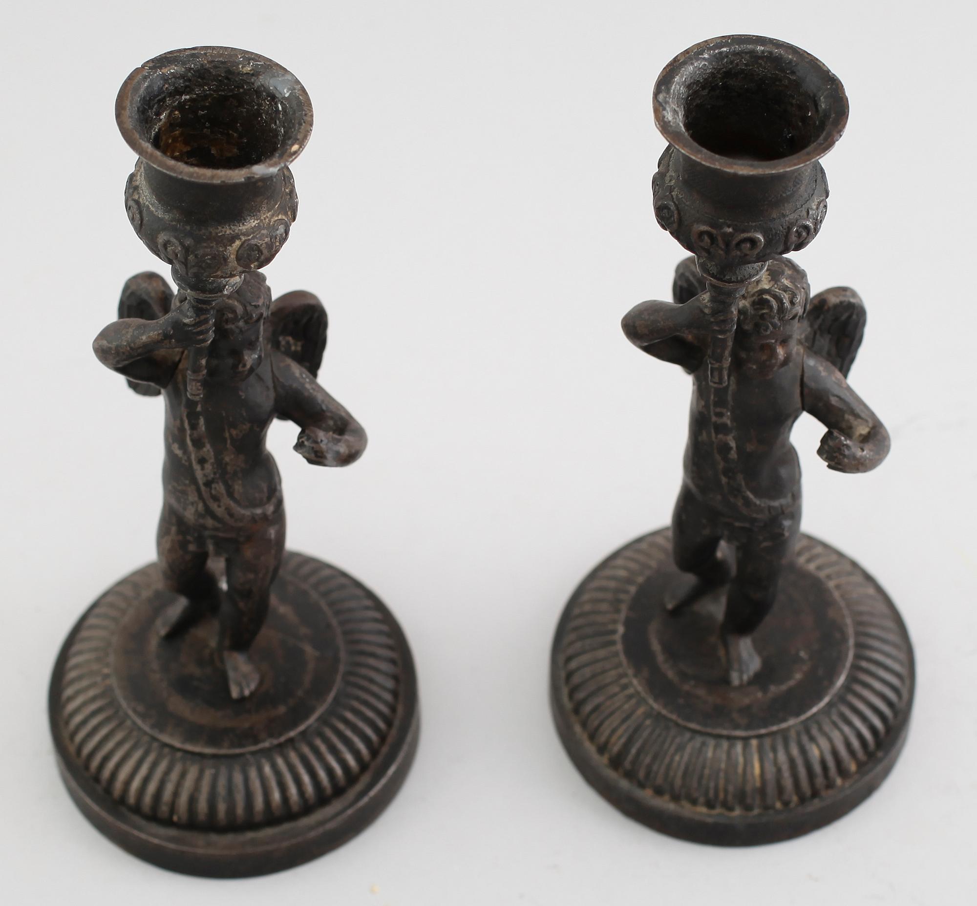 LJUSSTAKAR, 1 par, gjutgods, 1800-talets första hälft.