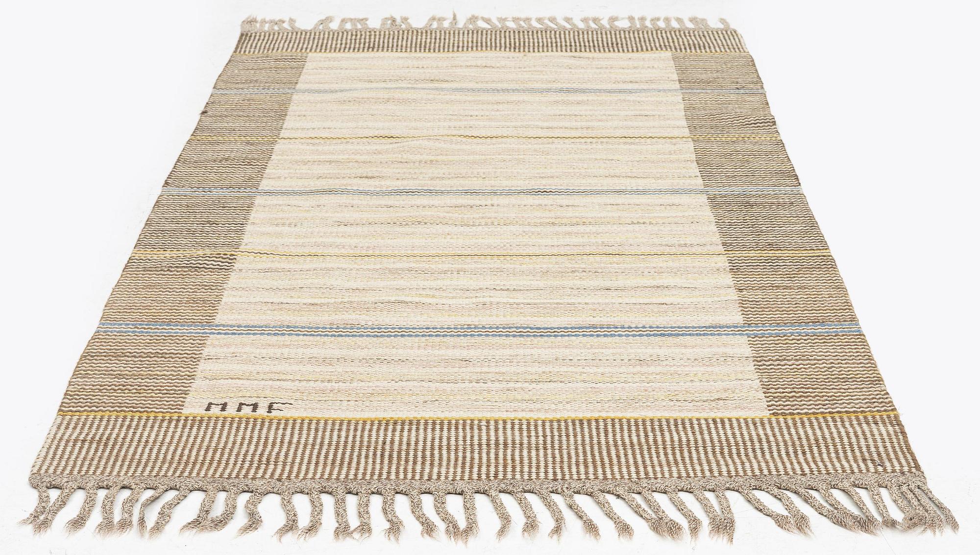 Märta Måås-Fjetterström, matta, "T.matta, vita släta", rölakan, ca 203 x 102 cm, signerad MMF.