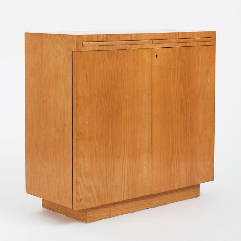 Uno Åhrén, a cabinet, cabinet maker Jörgen Andersson, Sweden, ca 1930.