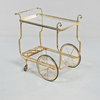 SERVERINGSVAGN, 1900-talets andra hälft.