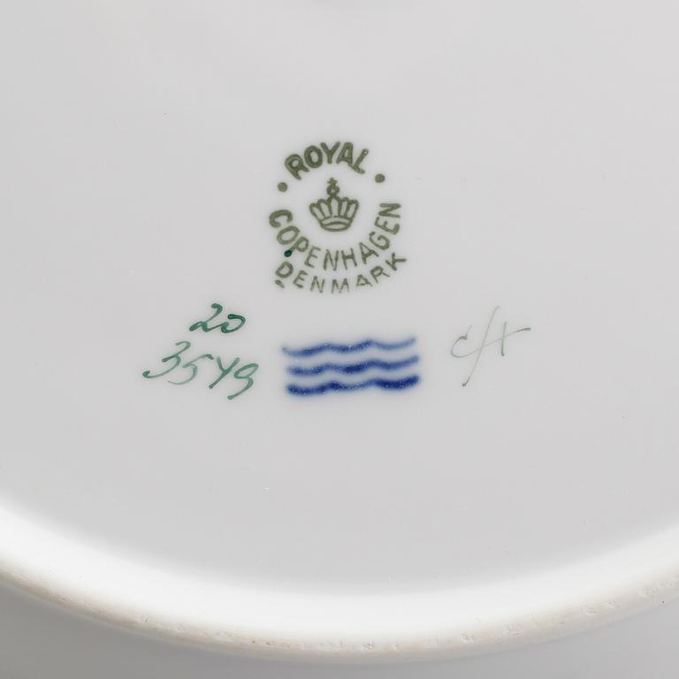 FAT, porslin, "Flora Danica", Royal Copenhagen.
