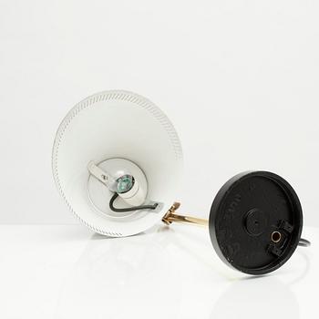 BORDSLAMPA, modell 9227, Paavo Tynell, stämplad Idman / Taito.