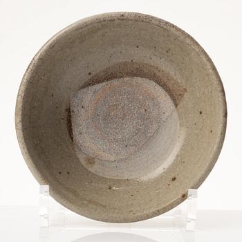 Krukor, två stycken, vaser, två stycken, skål och kanna, Mingdynastin (1368-1644.