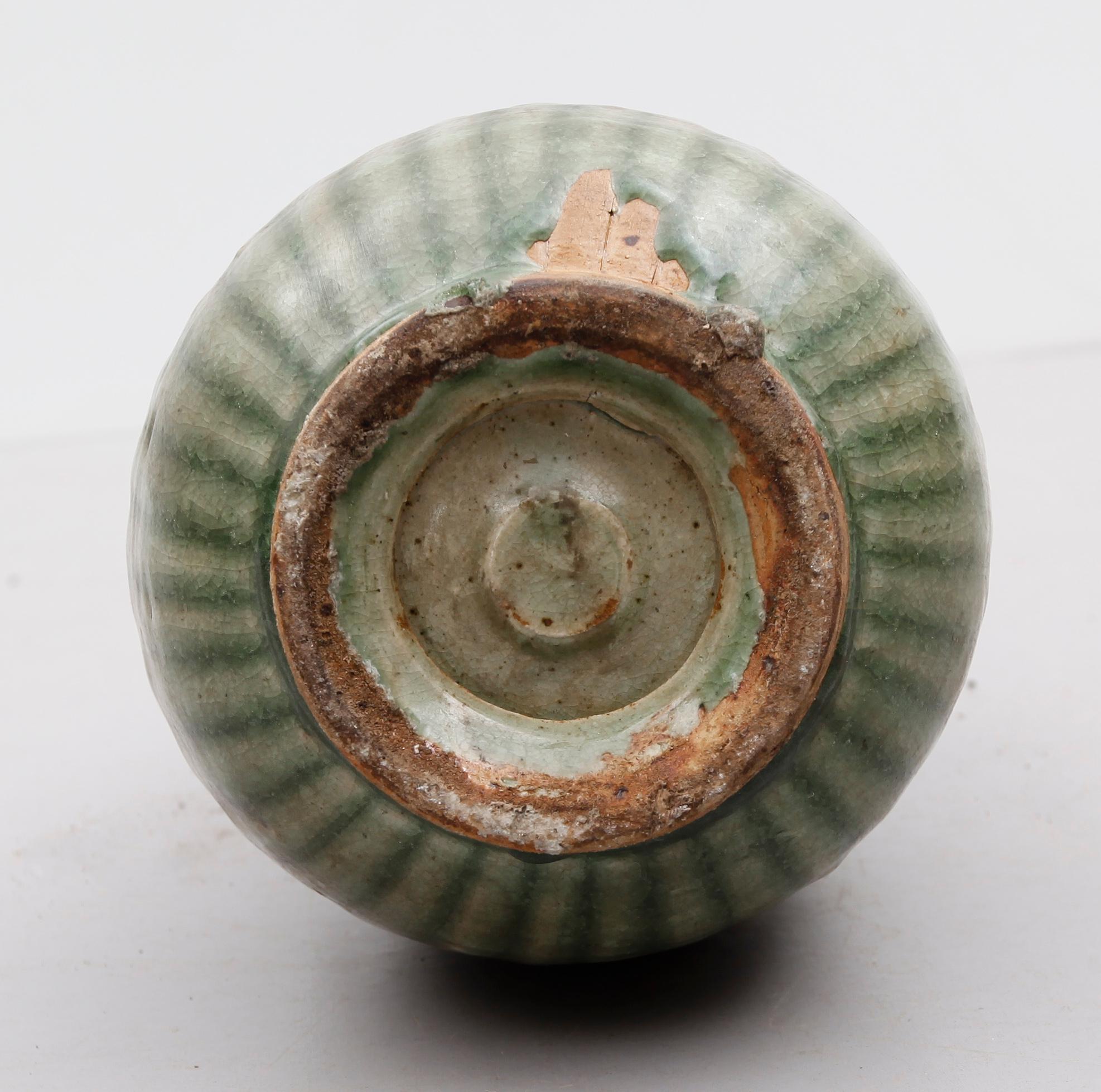 LOCKURNA, porslin, Kina, sent 1900-/2000-tal.