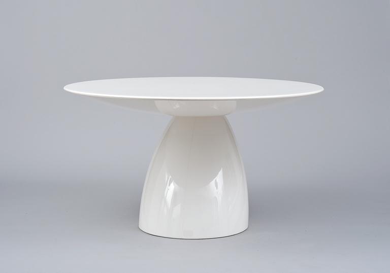 Eero Aarnio, PARABEL DINING TABLE.