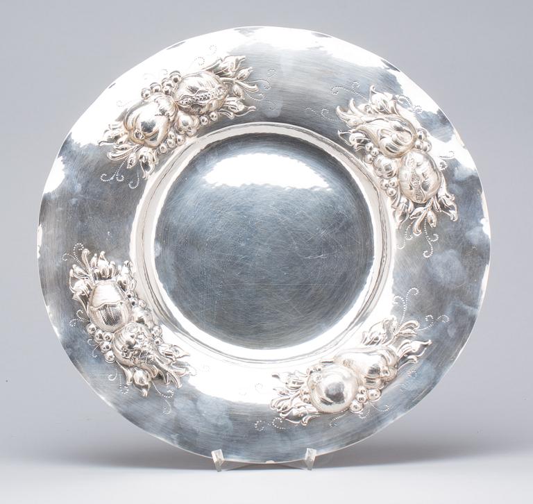 FAT, barockstil, silver, C.G Hallberg, 1939. Vikt ca 630 g.