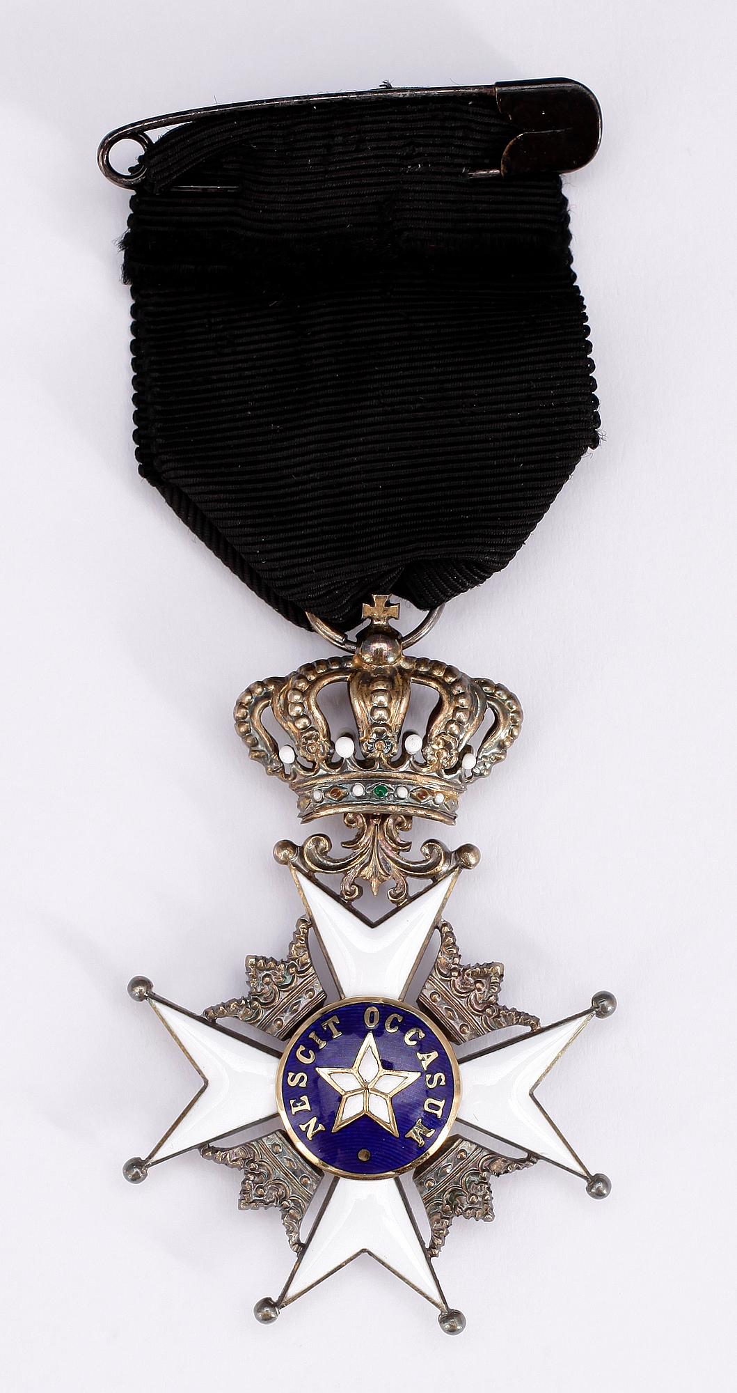 ORDENSTECKEN, Nordstjärneorden, svart band. 1900-tal.