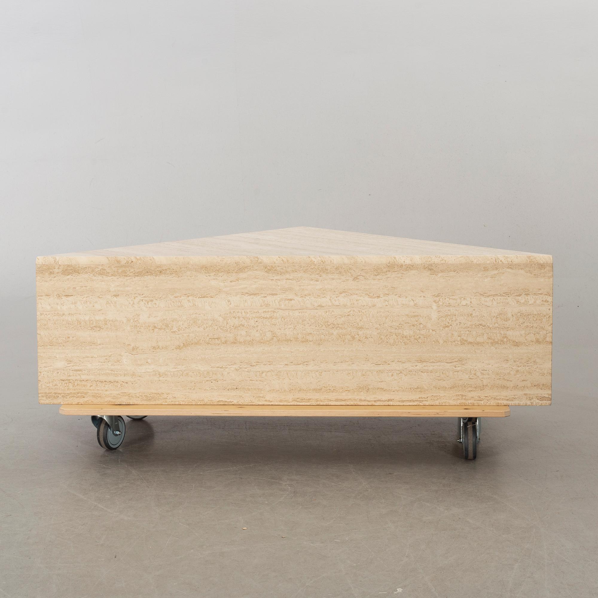 A later part of the 20th century coffee table.