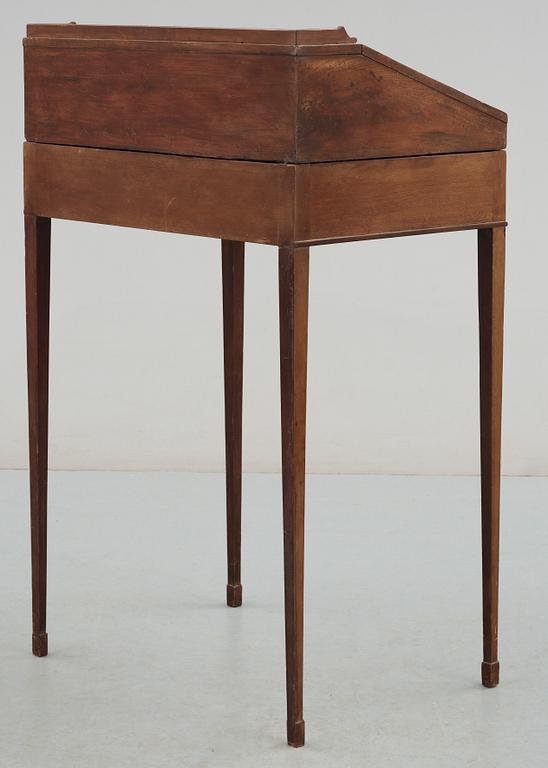 SKRIVPULPET, sengustaviansk, omkr 1800.