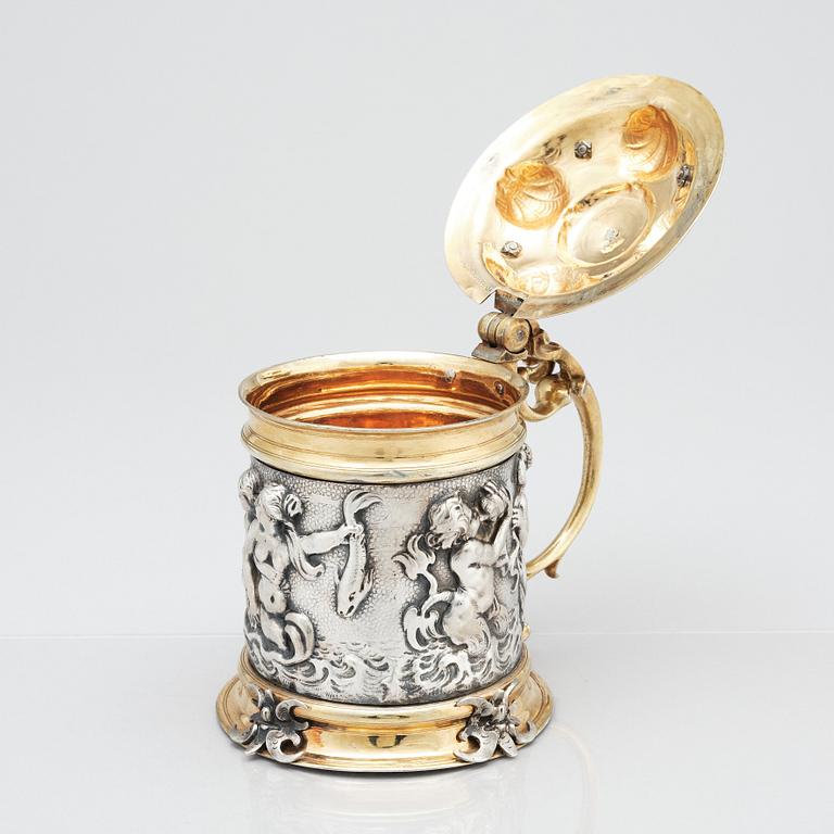 A German 17th century parcel-gilt silver tankard, mark of David Schwestermüller I, Augsburg 1634-1635.
