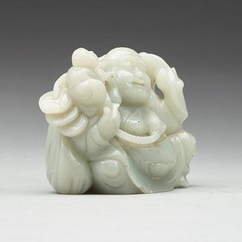 A carved nephrite sculpture, early 20th century.