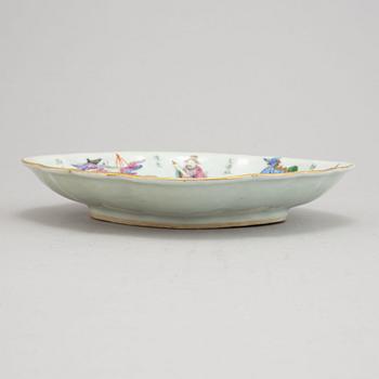 Fat, porslin. Qingdynastin, 1800-tal.