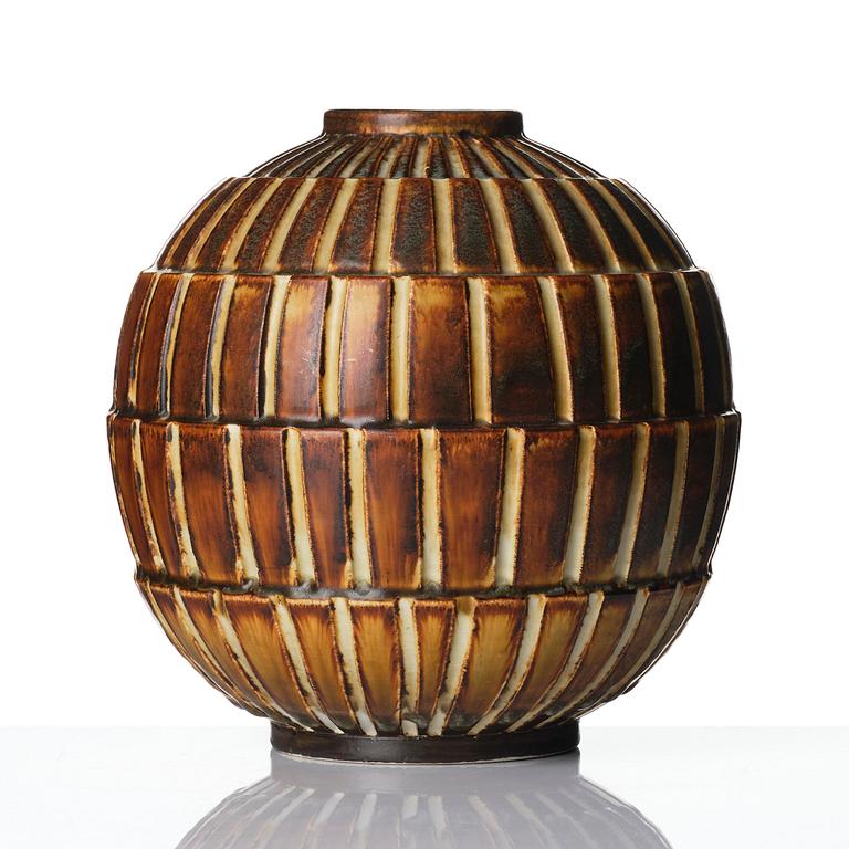 Gertrud Lönegren, a glazed stoneware vase, Rörstrand 1936-41.