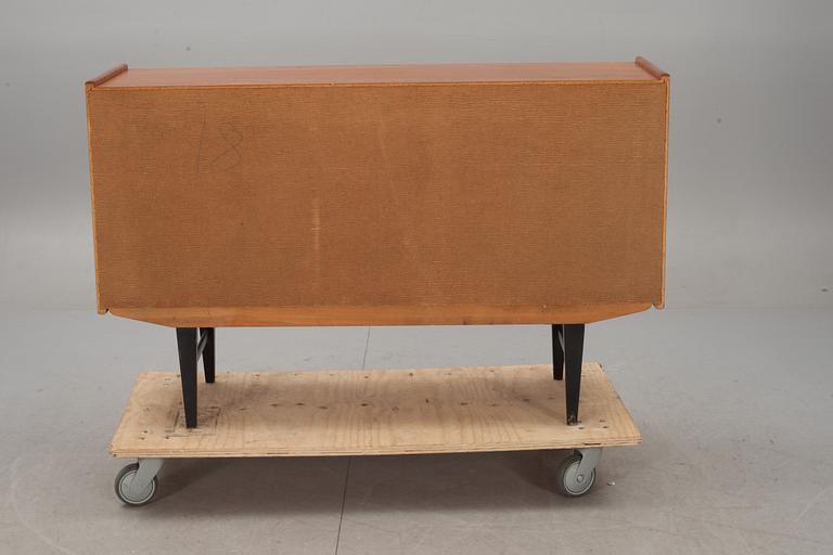 SIDEBOARD, Troeds, Bjärnum, 1950-tal.