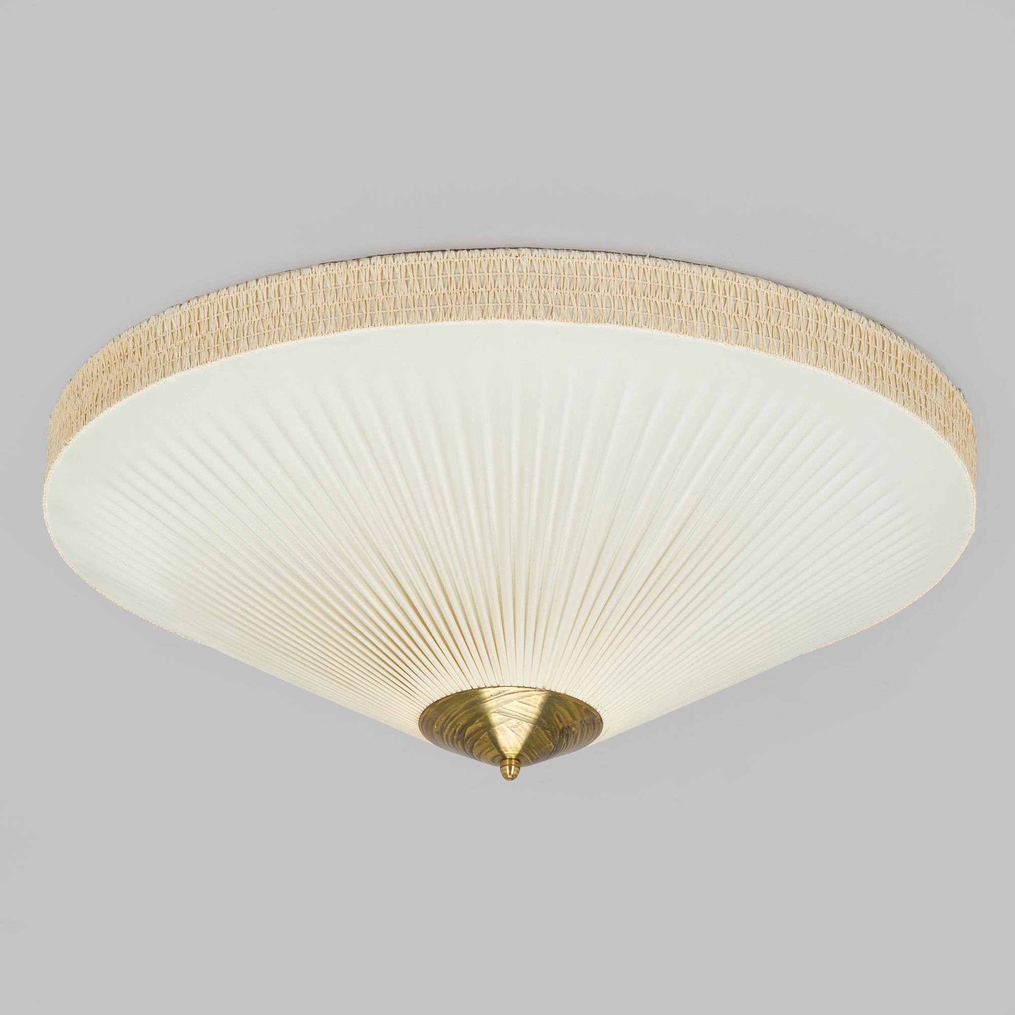 Kattovalaisin/plafondi, 1900-luvun puoliväli.