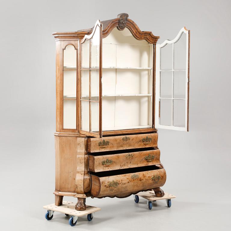 VITRINSKÅP, senbarock, sannolikt Holland, 1700-tal.