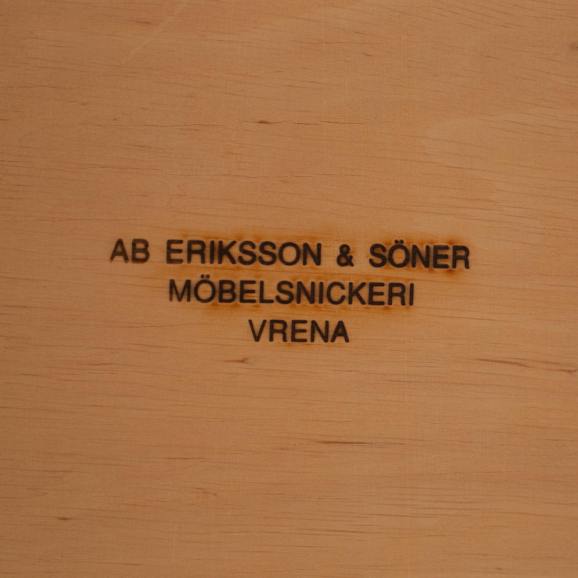 Josef Frank, desk model B 1022, Svenskt Tenn, post 1985.