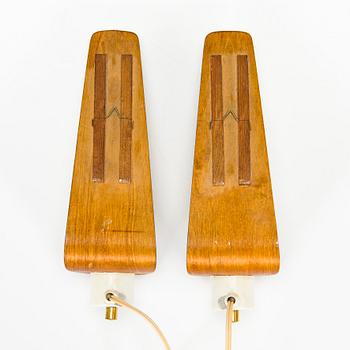 A pair of 1950s Wall lamps.