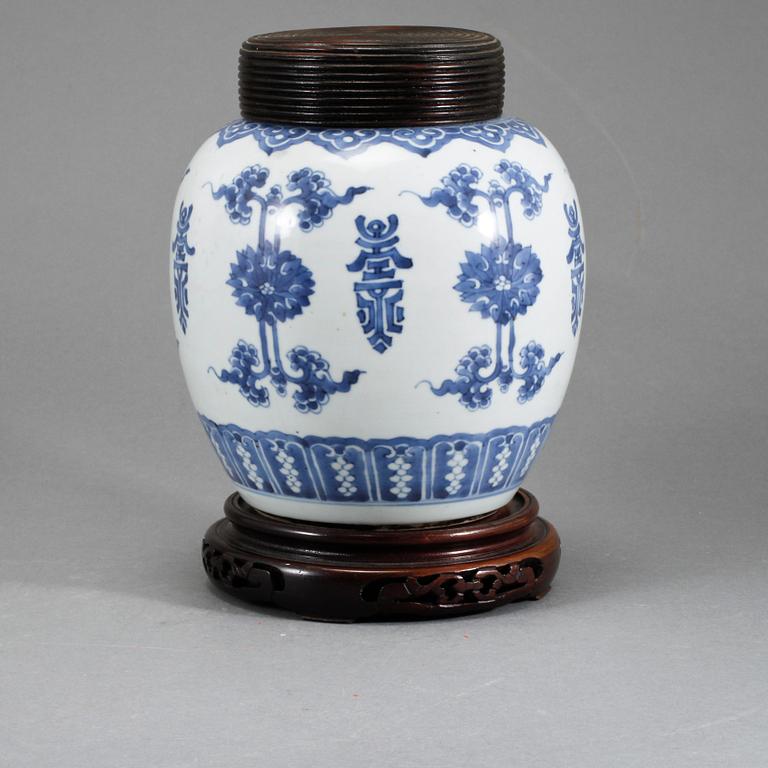BOJAN, porslin, Kina, Kangxi (1662-1722).