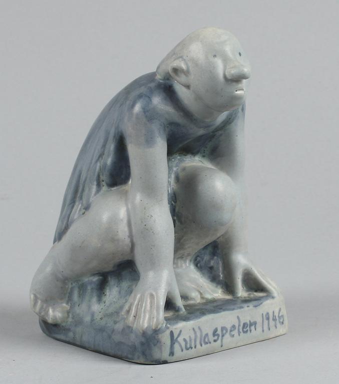 FIGURIN, stengods, Åke Holm, sign.