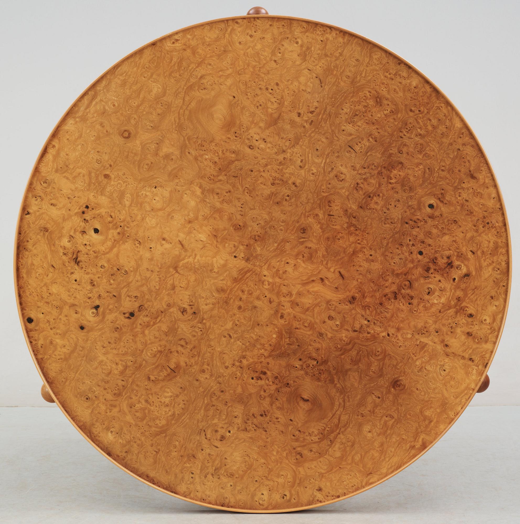 JOSEF FRANK, soffbord, Firma Svenskt Tenn, modell 2139.