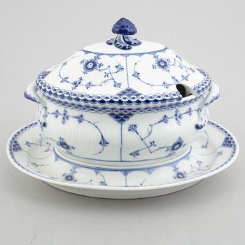 A porcelain 'Blue fluted half lace' / 'Musselmalet' tureen with cover and stand, Royal Copenhagen, 19th century.