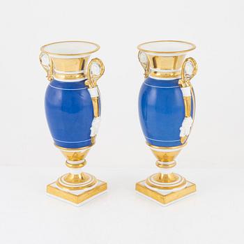 A pair of Empire vases, France, first half of the 19th Century.