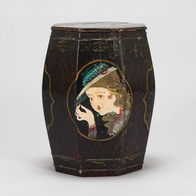 A Chinese stool from around 1900.
