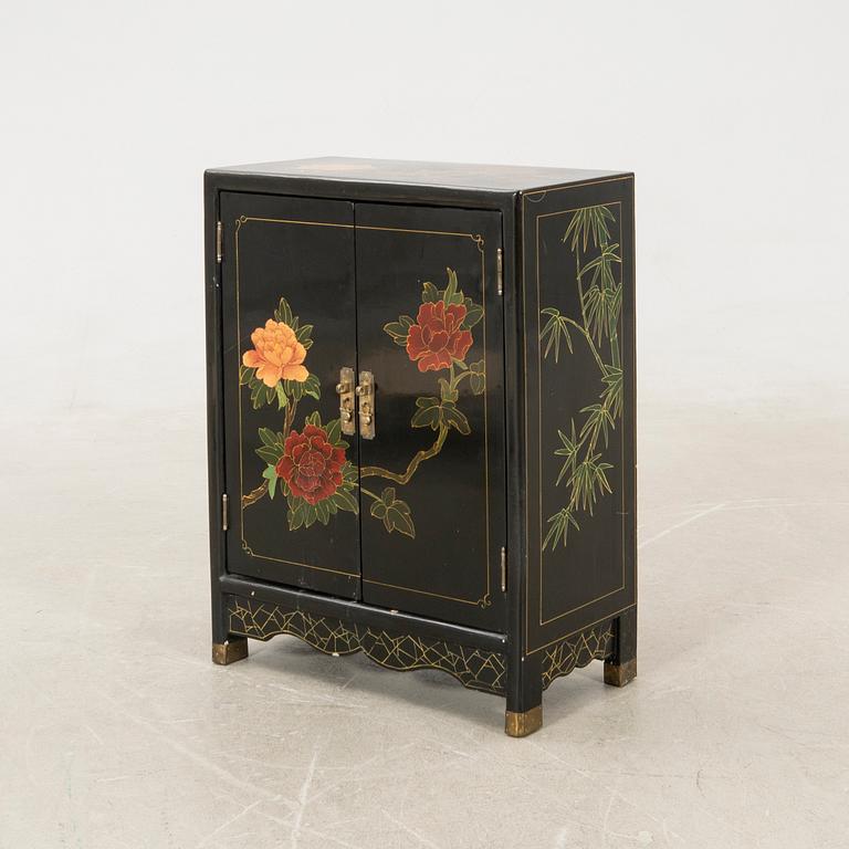 Cabinet China 20th century.