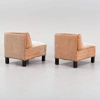 A pair of easy chairs, 1930's/1940's.