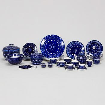 Ulla Procopé, a 58-piece 'Valencia' porcelain tableware set for Arabia, Finland.